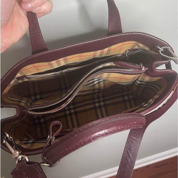 BURBERRY Mahogany Red Pebbled Leather House Check Medium Banner Tote Bag! - Picture 9 of 13
